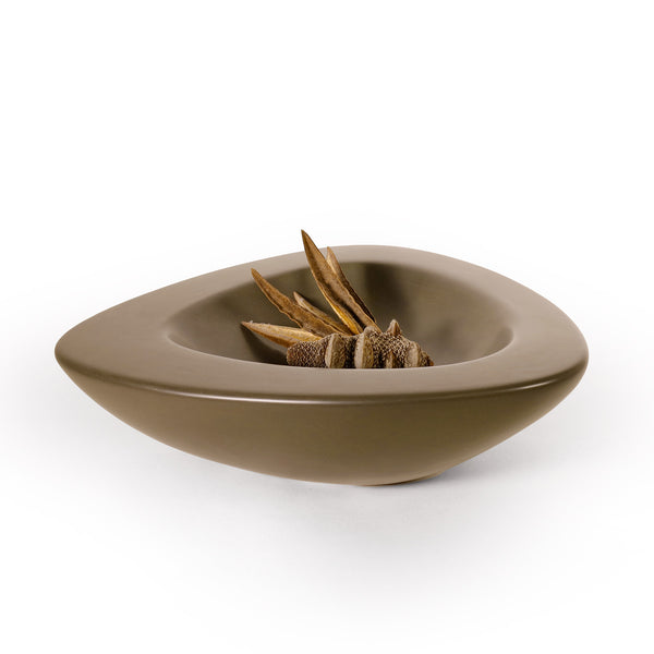 Modern ceramic vessels by Elliot Golightly Ceramics, Australia