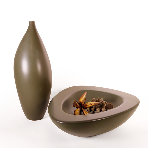 Modern ceramic vessels by Elliot Golightly Ceramics, Australia
